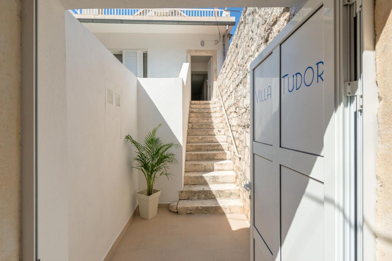Apartments Villa Tudor 2 Хвар Экстерьер фото
